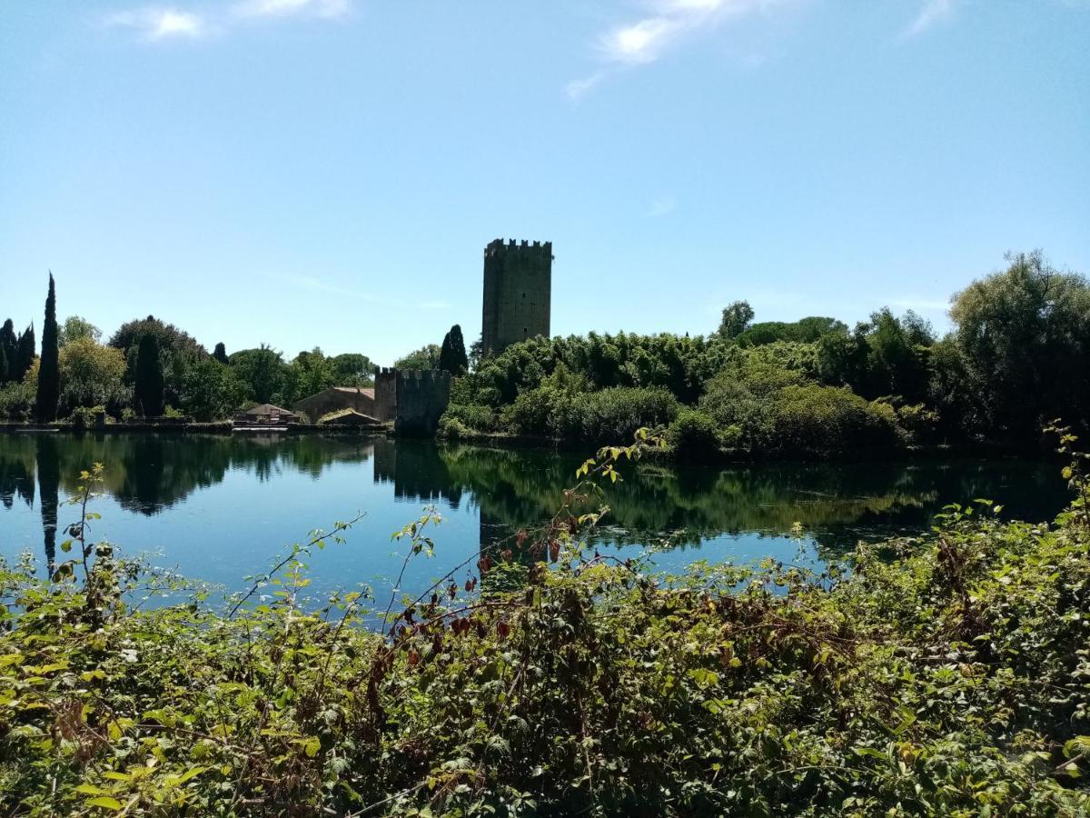 La Bella Ninfa Bed & Breakfast Sermoneta Exterior photo